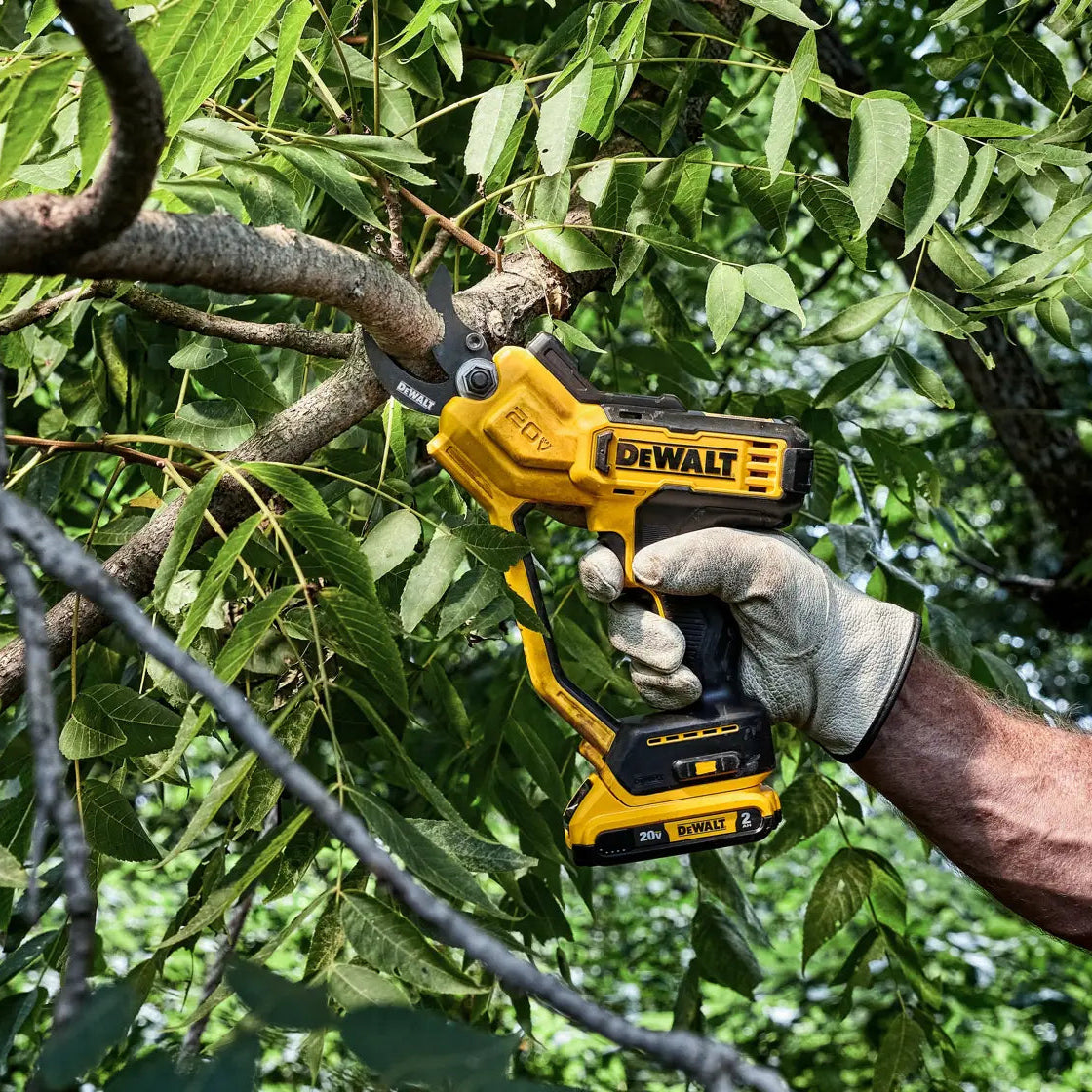 DEWALT® DCPR320B 20V MAX* 1-1/2-in. Cordless Pruner (Tool Only)