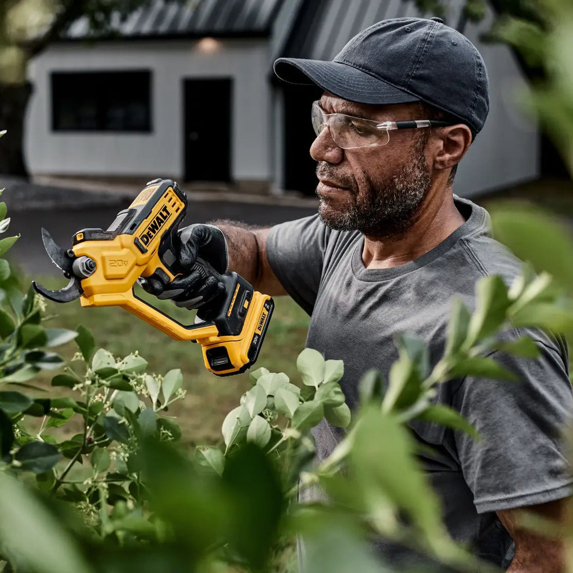 DEWALT® DCPR320B 20V MAX* 1-1/2-in. Cordless Pruner (Tool Only)