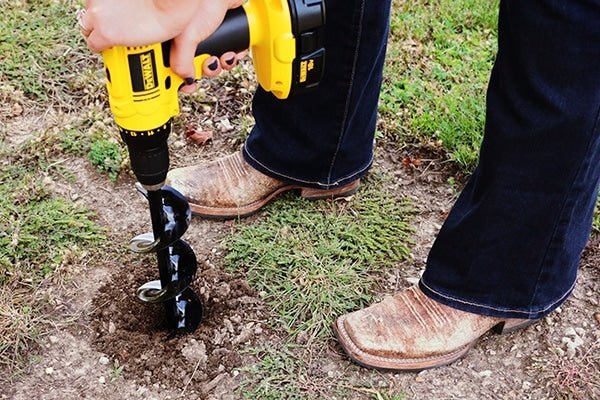 How to Secure a Drill Bit in Your Cordless Drill – The RIGHT Way - Power Planter Augers