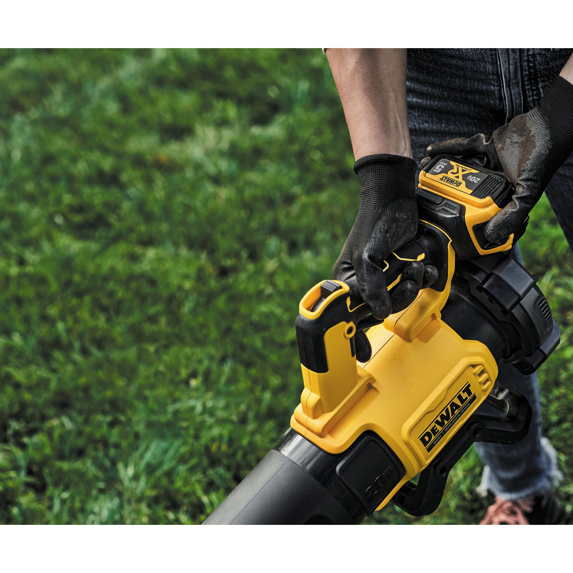 DEWALT DCBL722B 20V MAX* XR Brushless Cordless Handheld Blower (Tool Only) - Thumbnail 5